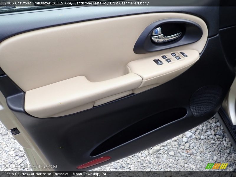 Sandstone Metallic / Light Cashmere/Ebony 2006 Chevrolet TrailBlazer EXT LS 4x4