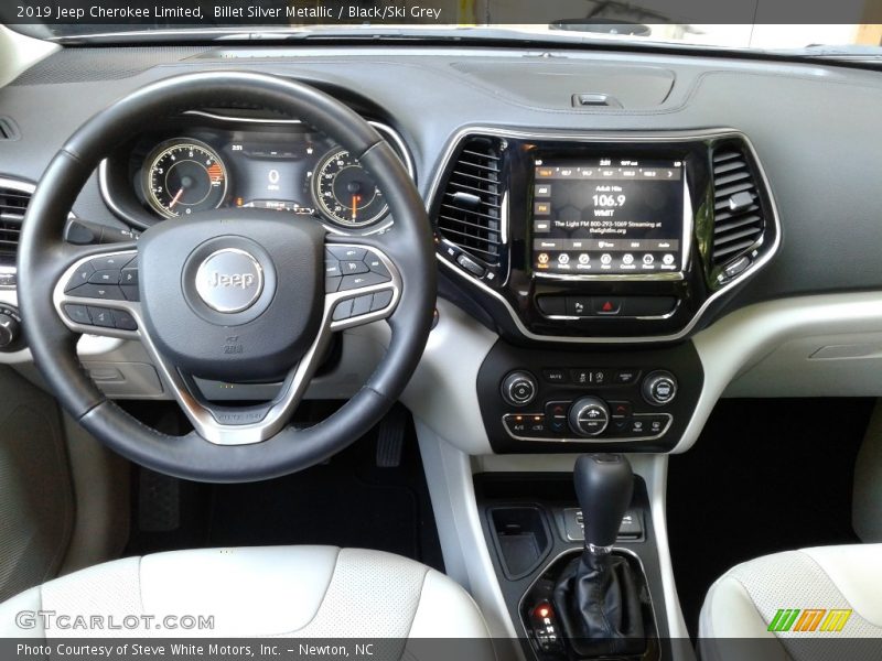 Billet Silver Metallic / Black/Ski Grey 2019 Jeep Cherokee Limited