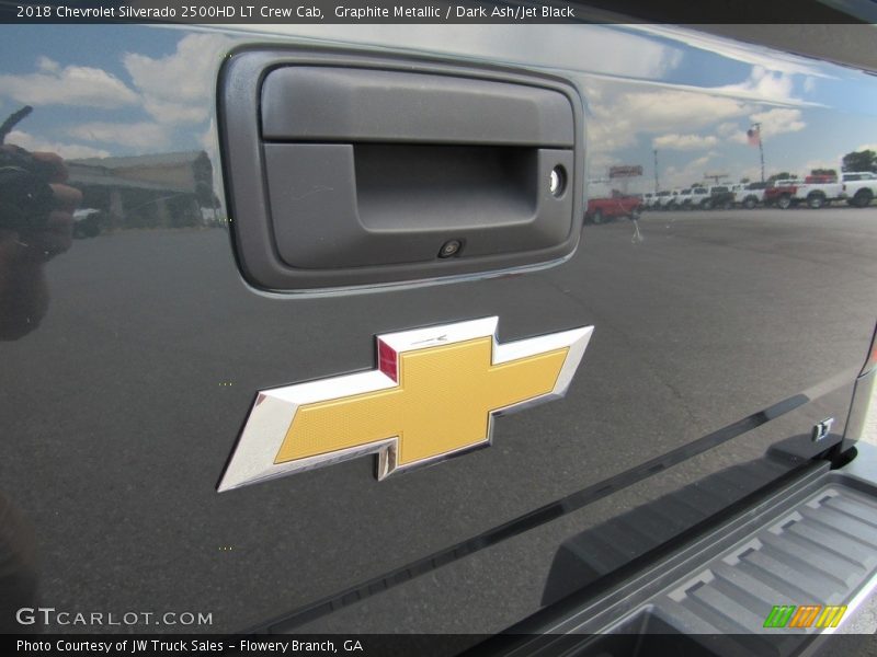 Graphite Metallic / Dark Ash/Jet Black 2018 Chevrolet Silverado 2500HD LT Crew Cab