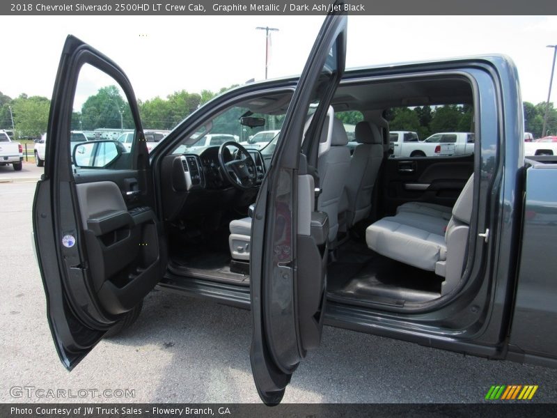 Graphite Metallic / Dark Ash/Jet Black 2018 Chevrolet Silverado 2500HD LT Crew Cab