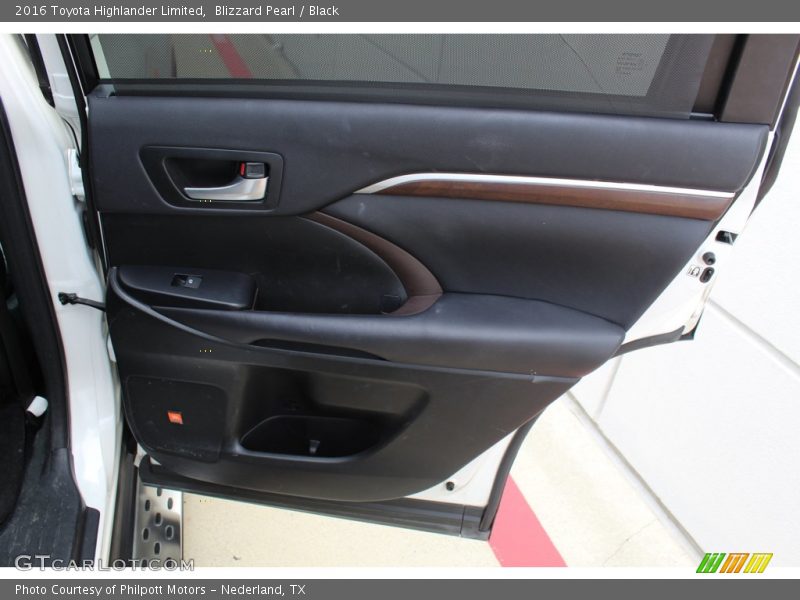 Blizzard Pearl / Black 2016 Toyota Highlander Limited