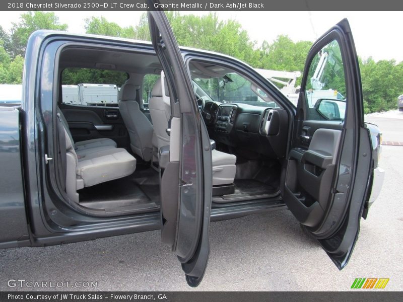 Graphite Metallic / Dark Ash/Jet Black 2018 Chevrolet Silverado 2500HD LT Crew Cab
