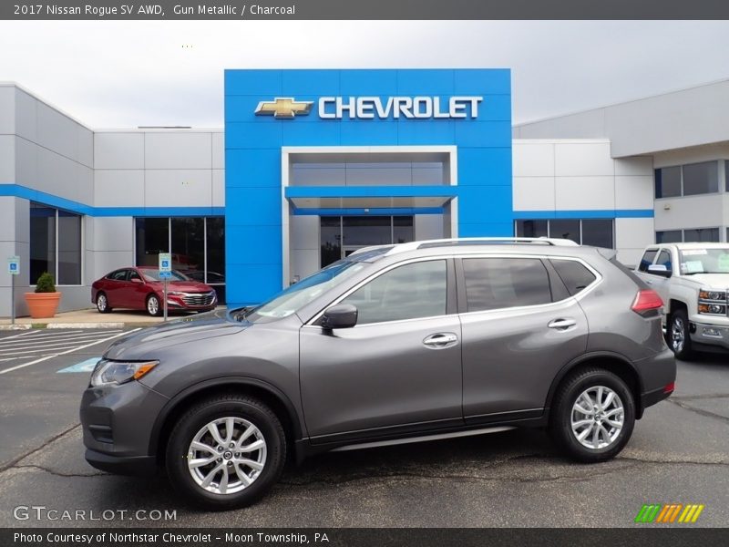 Gun Metallic / Charcoal 2017 Nissan Rogue SV AWD