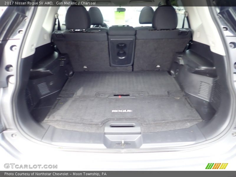 Gun Metallic / Charcoal 2017 Nissan Rogue SV AWD