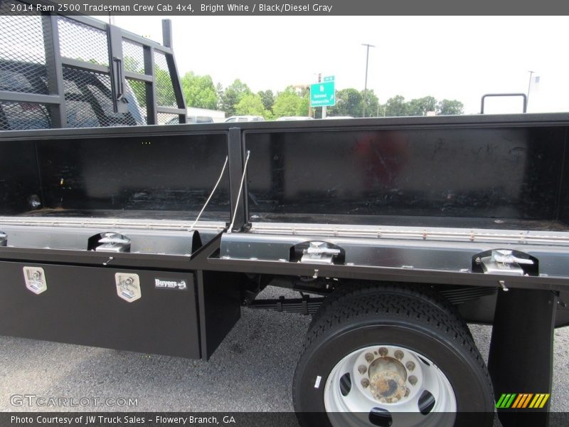 Bright White / Black/Diesel Gray 2014 Ram 2500 Tradesman Crew Cab 4x4