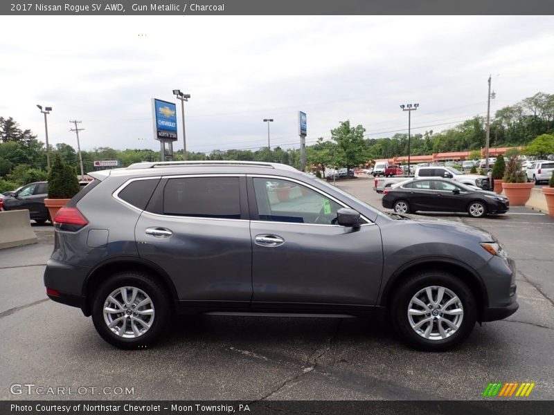 Gun Metallic / Charcoal 2017 Nissan Rogue SV AWD