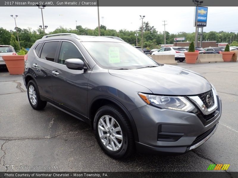 Gun Metallic / Charcoal 2017 Nissan Rogue SV AWD