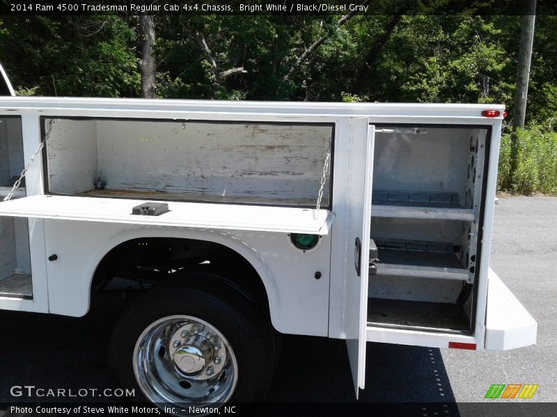 Bright White / Black/Diesel Gray 2014 Ram 4500 Tradesman Regular Cab 4x4 Chassis