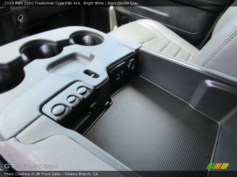Bright White / Black/Diesel Gray 2014 Ram 2500 Tradesman Crew Cab 4x4