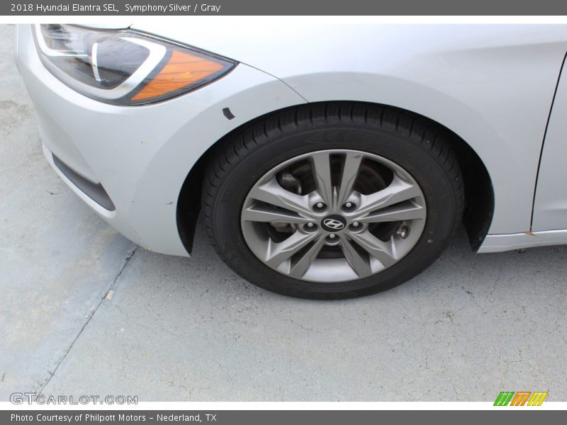 Symphony Silver / Gray 2018 Hyundai Elantra SEL