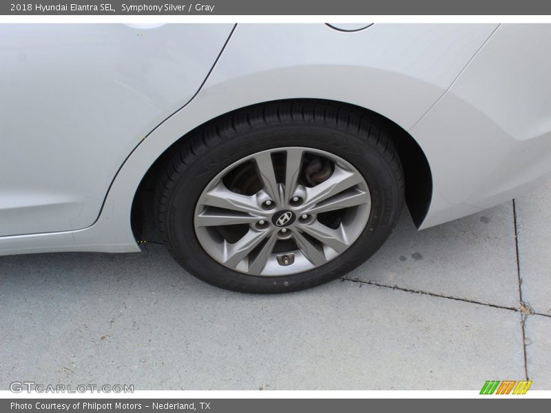 Symphony Silver / Gray 2018 Hyundai Elantra SEL