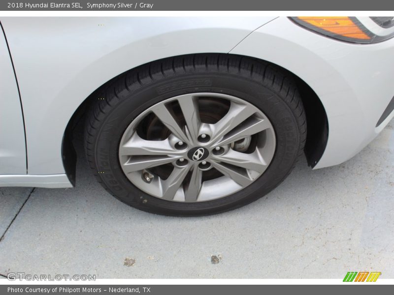 Symphony Silver / Gray 2018 Hyundai Elantra SEL
