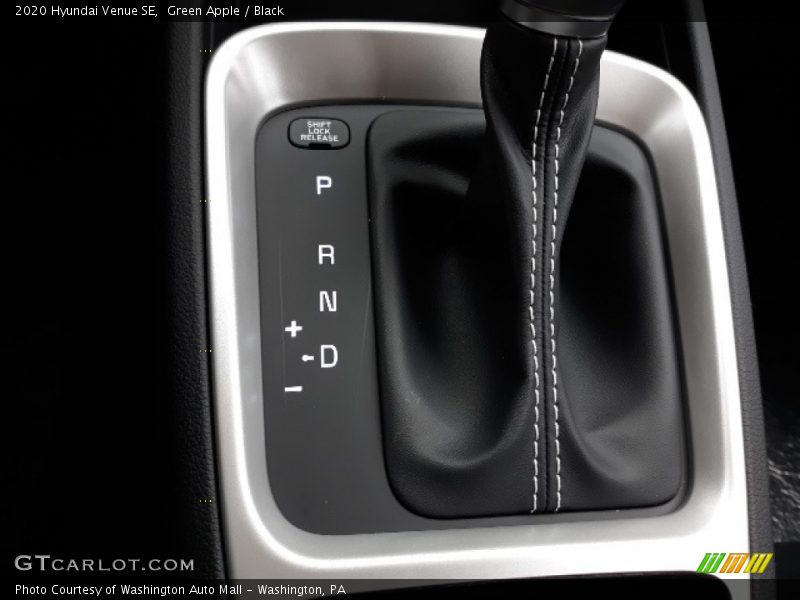 Green Apple / Black 2020 Hyundai Venue SE