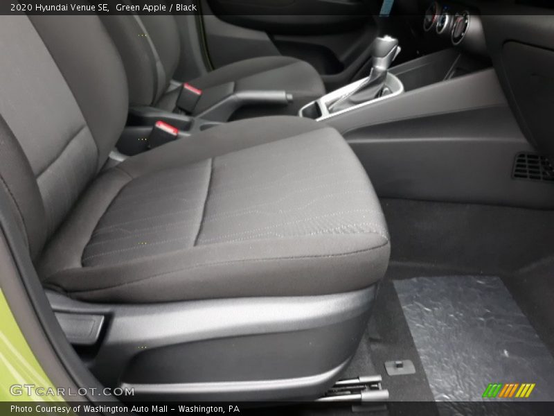 Green Apple / Black 2020 Hyundai Venue SE