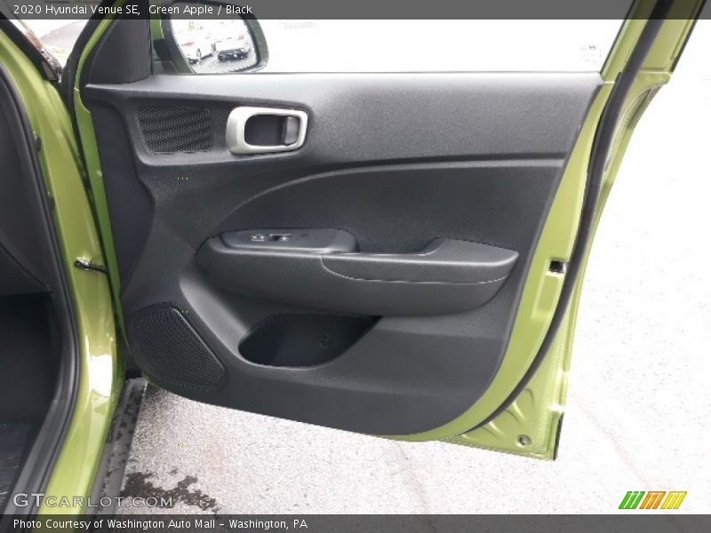 Green Apple / Black 2020 Hyundai Venue SE