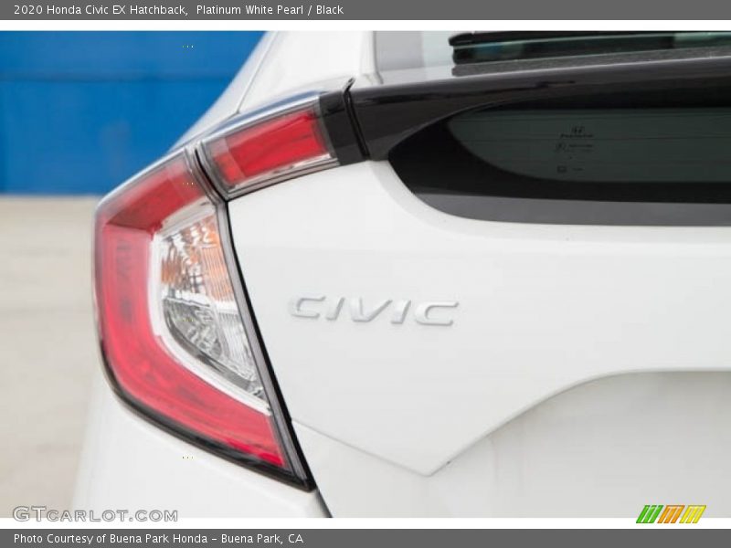 Platinum White Pearl / Black 2020 Honda Civic EX Hatchback
