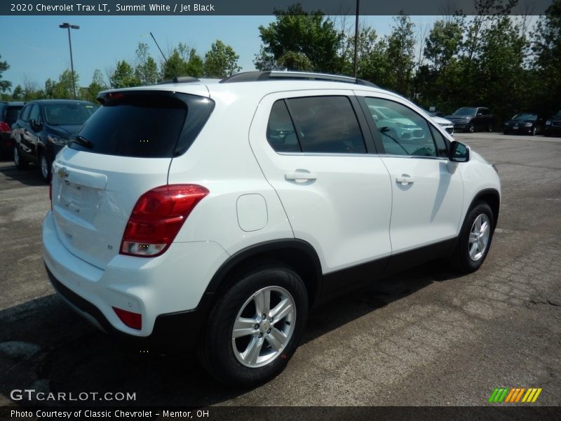 Summit White / Jet Black 2020 Chevrolet Trax LT