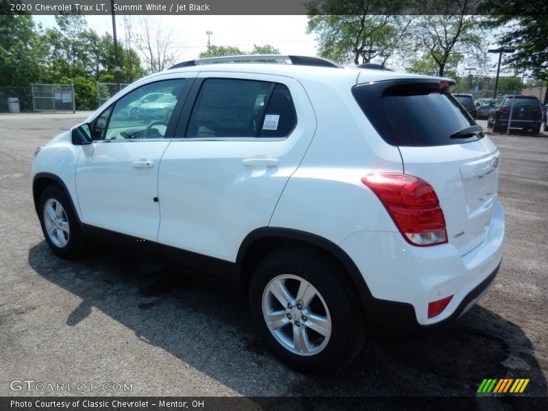 Summit White / Jet Black 2020 Chevrolet Trax LT