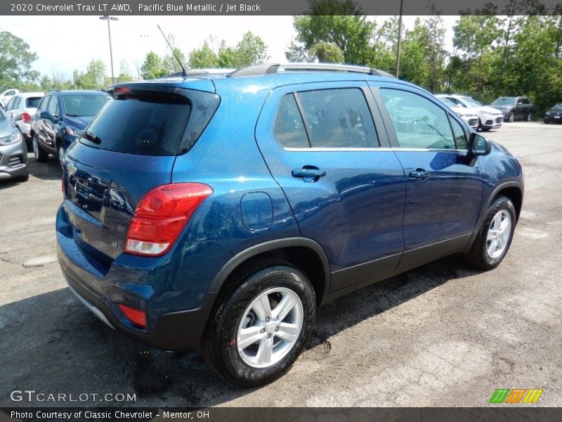 Pacific Blue Metallic / Jet Black 2020 Chevrolet Trax LT AWD
