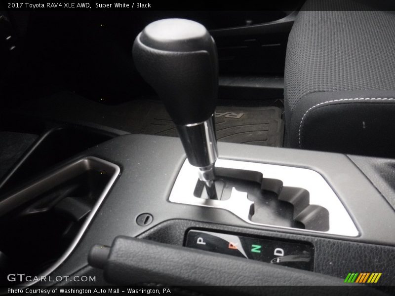 Super White / Black 2017 Toyota RAV4 XLE AWD