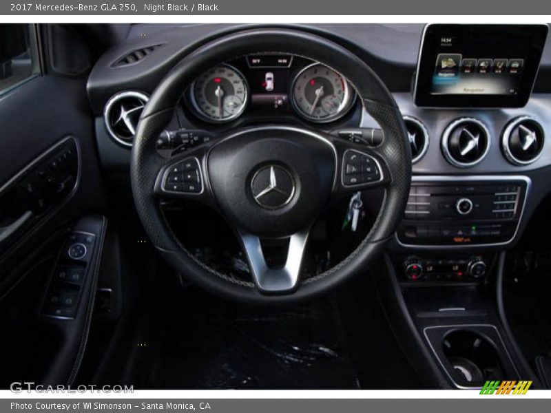 Night Black / Black 2017 Mercedes-Benz GLA 250