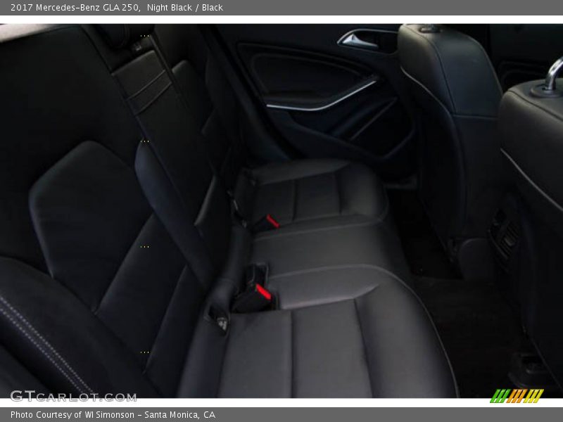Night Black / Black 2017 Mercedes-Benz GLA 250