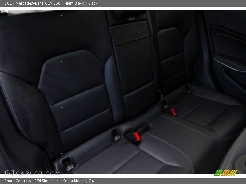 Night Black / Black 2017 Mercedes-Benz GLA 250