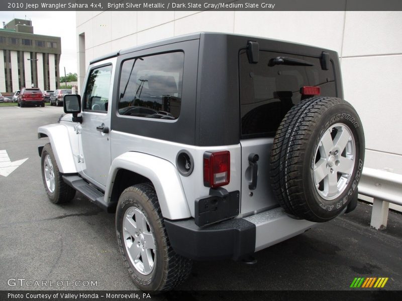 Bright Silver Metallic / Dark Slate Gray/Medium Slate Gray 2010 Jeep Wrangler Sahara 4x4