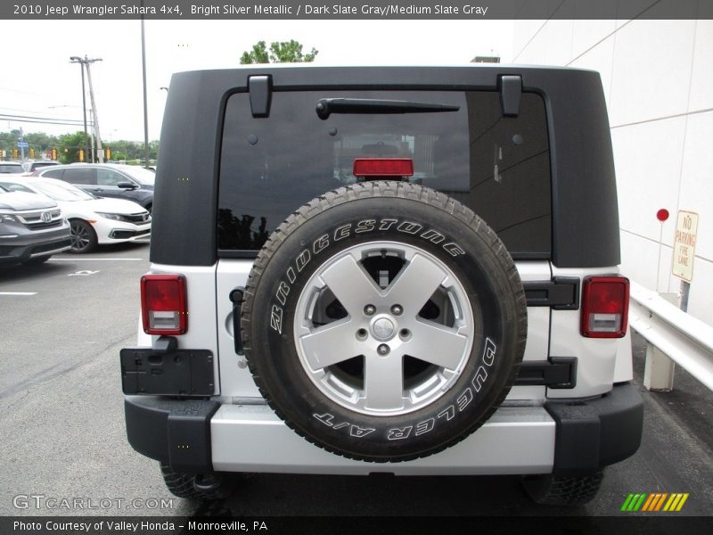 Bright Silver Metallic / Dark Slate Gray/Medium Slate Gray 2010 Jeep Wrangler Sahara 4x4