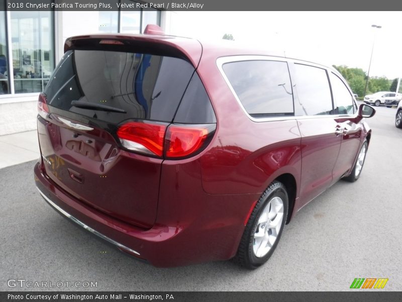 Velvet Red Pearl / Black/Alloy 2018 Chrysler Pacifica Touring Plus