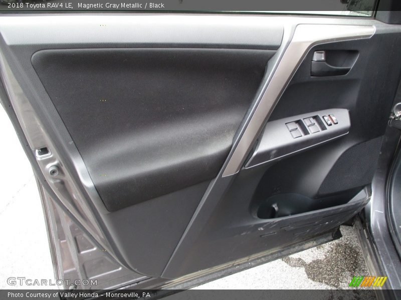 Magnetic Gray Metallic / Black 2018 Toyota RAV4 LE