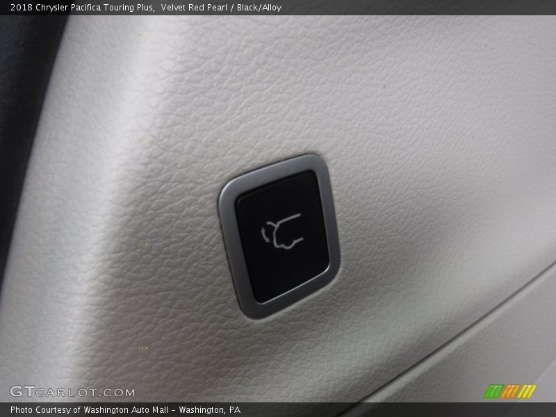 Velvet Red Pearl / Black/Alloy 2018 Chrysler Pacifica Touring Plus