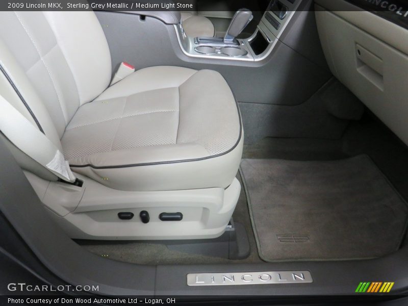 Sterling Grey Metallic / Medium Light Stone 2009 Lincoln MKX