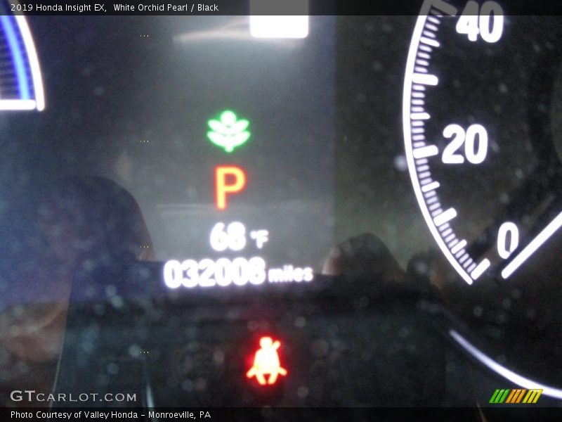 White Orchid Pearl / Black 2019 Honda Insight EX