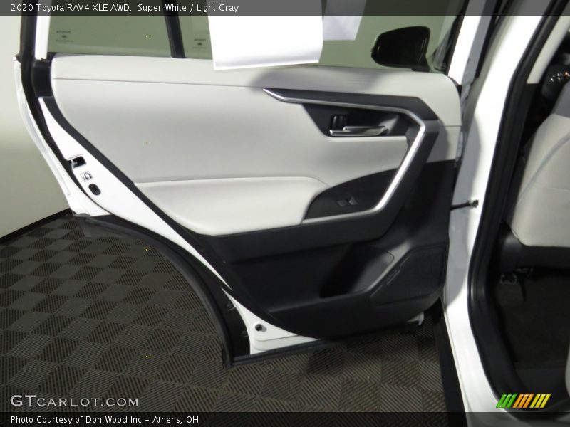 Super White / Light Gray 2020 Toyota RAV4 XLE AWD