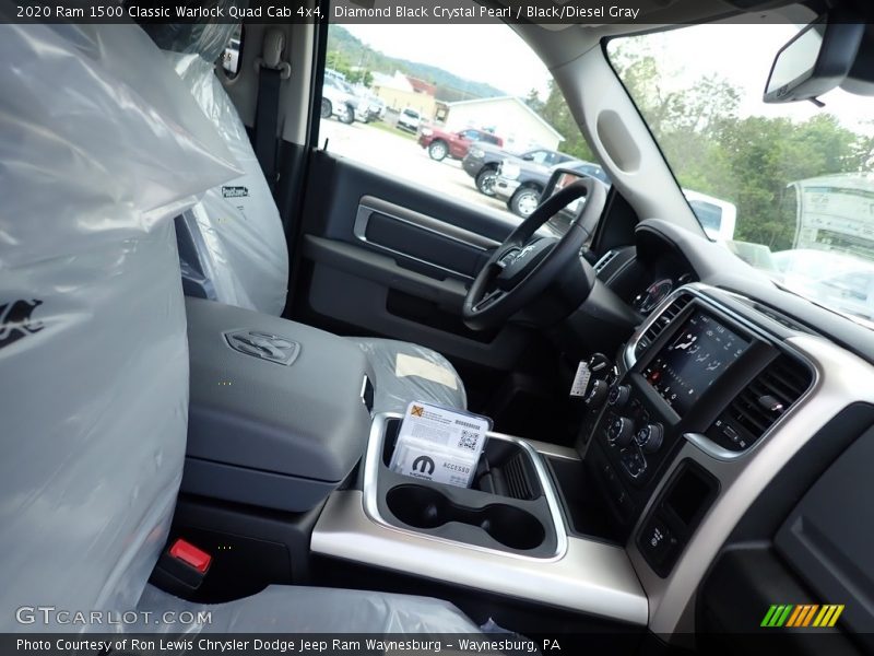 Diamond Black Crystal Pearl / Black/Diesel Gray 2020 Ram 1500 Classic Warlock Quad Cab 4x4