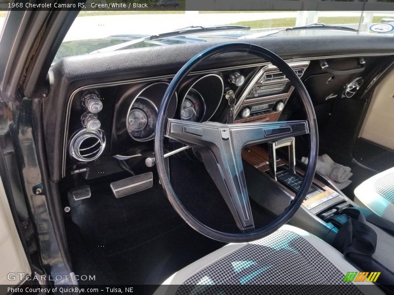 Green/White / Black 1968 Chevrolet Camaro RS