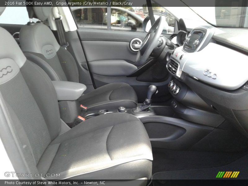 Front Seat of 2016 500X Easy AWD