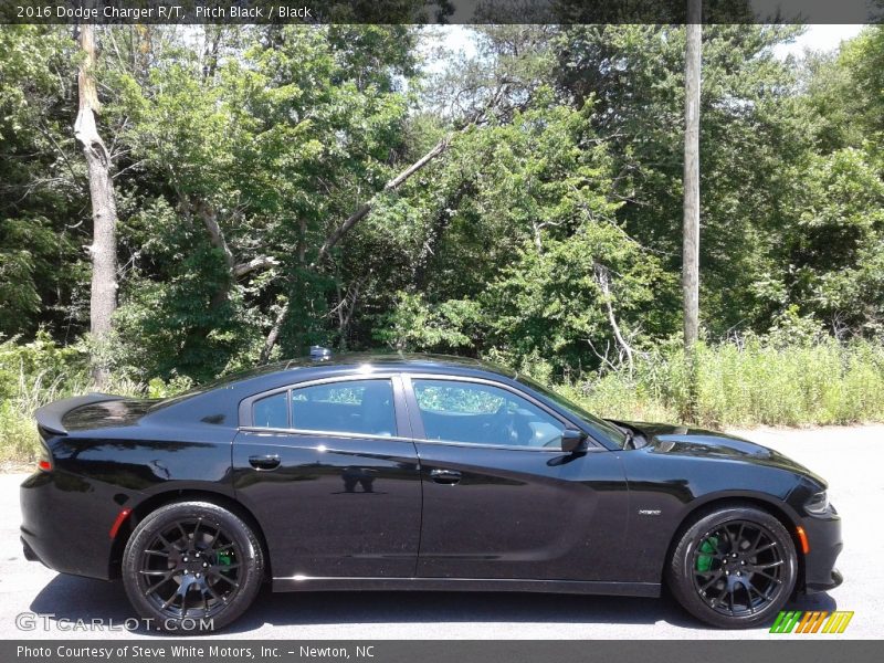Pitch Black / Black 2016 Dodge Charger R/T