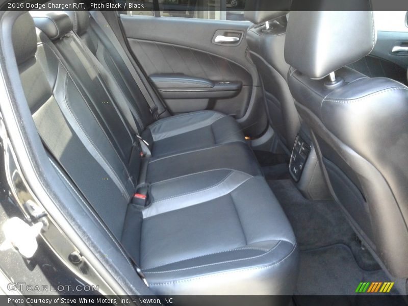 Pitch Black / Black 2016 Dodge Charger R/T