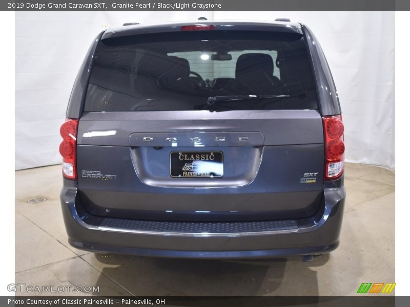 Granite Pearl / Black/Light Graystone 2019 Dodge Grand Caravan SXT