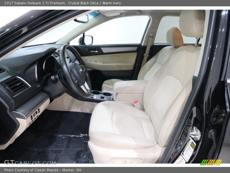 Crystal Black Silica / Warm Ivory 2017 Subaru Outback 2.5i Premium