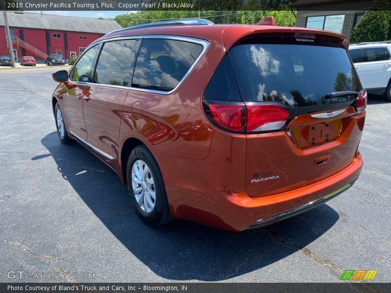 Copper Pearl / Black/Alloy 2018 Chrysler Pacifica Touring L Plus