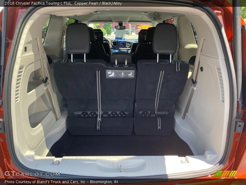 Copper Pearl / Black/Alloy 2018 Chrysler Pacifica Touring L Plus