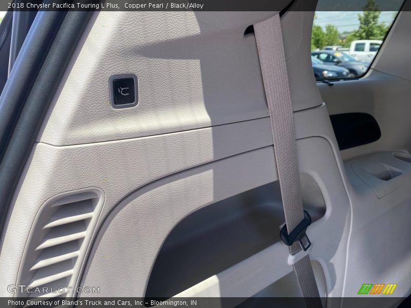 Copper Pearl / Black/Alloy 2018 Chrysler Pacifica Touring L Plus