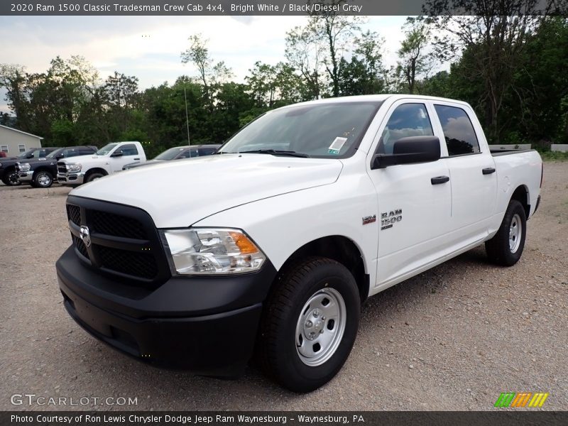 Front 3/4 View of 2020 1500 Classic Tradesman Crew Cab 4x4