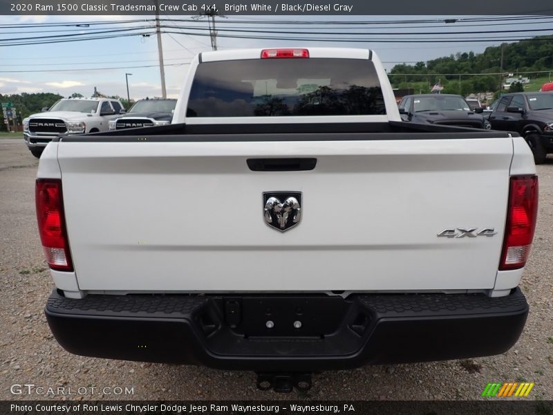 Bright White / Black/Diesel Gray 2020 Ram 1500 Classic Tradesman Crew Cab 4x4
