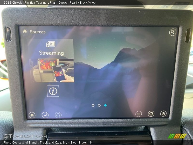 Copper Pearl / Black/Alloy 2018 Chrysler Pacifica Touring L Plus