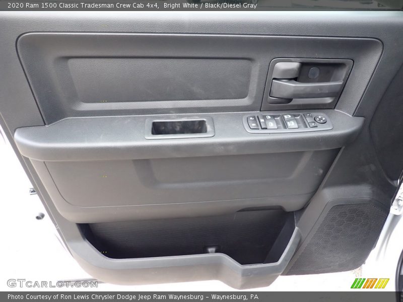 Bright White / Black/Diesel Gray 2020 Ram 1500 Classic Tradesman Crew Cab 4x4