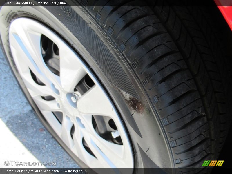 Inferno Red / Black 2020 Kia Soul LX